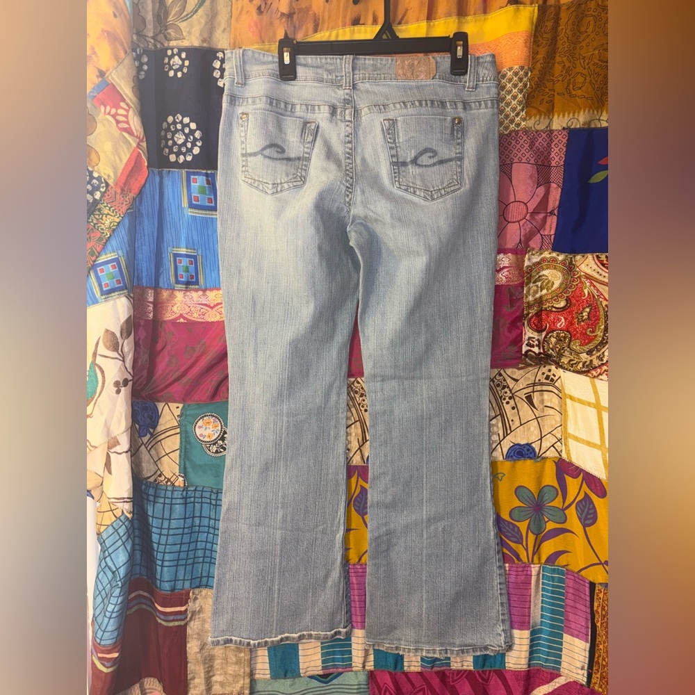 Jeans - Picture 2 of 2